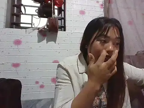 Lee coope online show from 11-24-25, 01:27