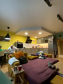 Snapshot of smint06 chatting on 10-11-25, 01:31 smint06 online show from 10-11-25, 01:31