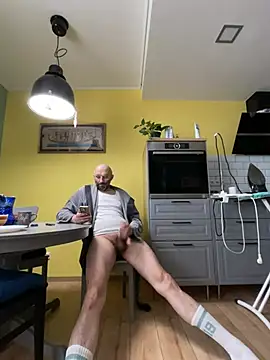 smint06 online show from 03-25-26, 10:32