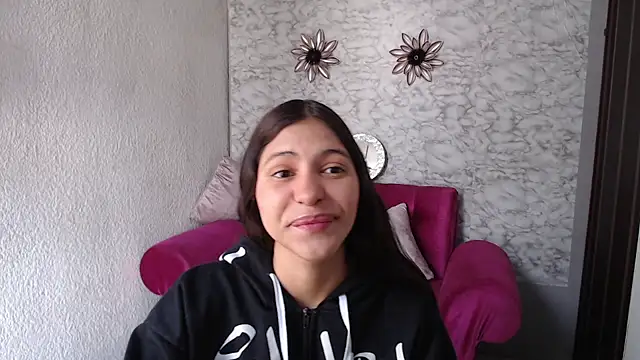 Evagirl69 online show from 04-21-26, 12:33