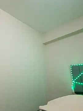 Vickysweeeettt online show from 04-11-26, 05:50