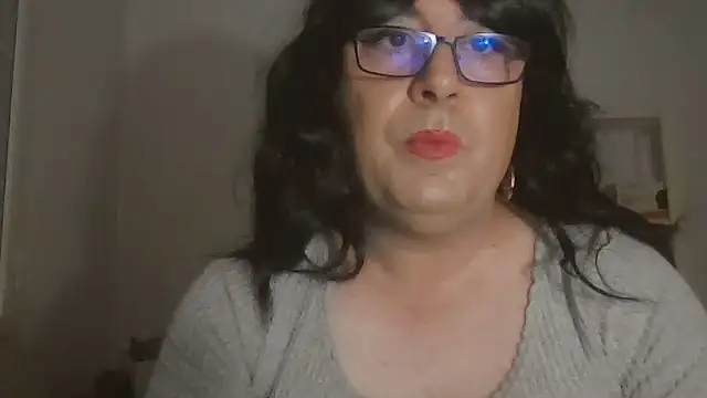 nataliacd online show from 11-18-25, 05:06