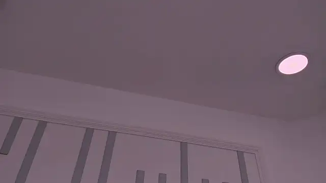 scarletross  online show from 05-08-26, 03:06