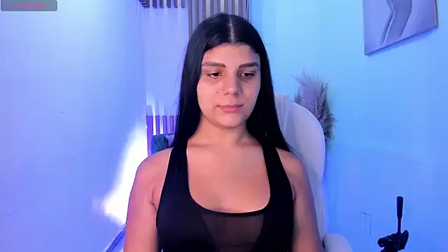 Snapshot of PauliinaBelle_ chatting on 01-12-26, 12:43 PauliinaBelle online show from 01-12-26, 12:43