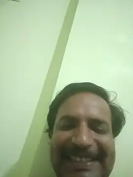 vardh033 online show from 09-26-25, 07:07