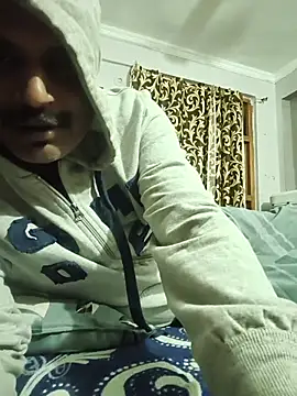 vardh033 online show from 01-10-26, 06:42