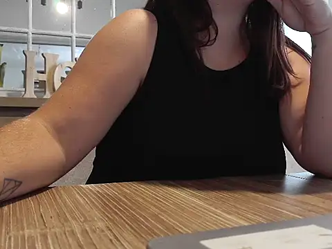 Aambre95Esexy online show from 09-15-25, 03:12