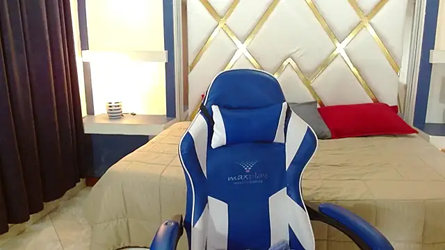 veronica em1 online show from 02-27-26, 01:33