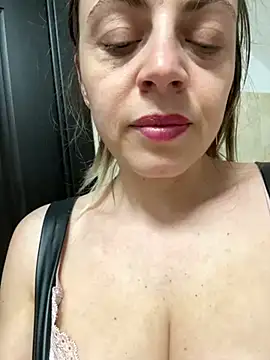 ladywithbigass online show from 03-12-25, 05:57