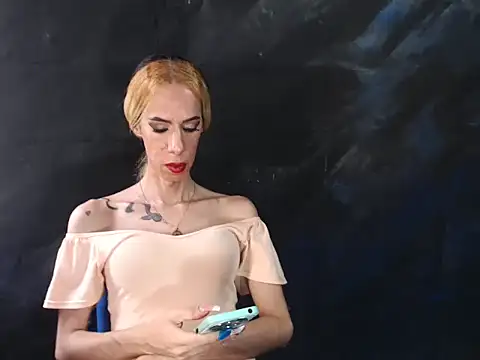 Queenmaria23cm online show from 09-11-25, 07:03