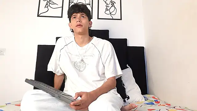 alexmark  online show from 02-05-26, 01:38