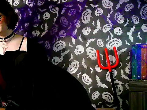 aMinshy online show from 10-31-25, 05:03