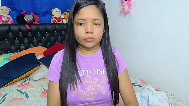 Snapshot of melikaronit2 chatting on 09-08-25, 06:51 melikaronit2 online show from 09-08-25, 06:51