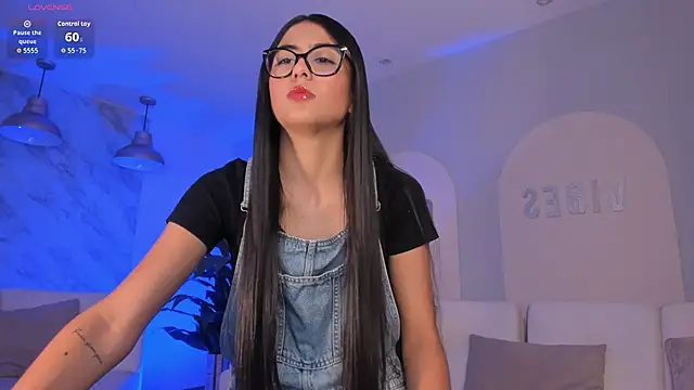 Snapshot of BonnyRose chatting on 02-25-26, 06:39 BonnyRose online show from 02-25-26, 06:39