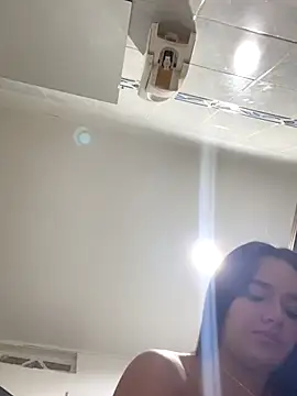 Luciaparker03 online show from 11-20-25, 02:50