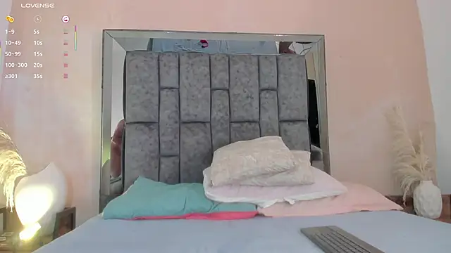  miss mia online show from 02-24-26, 11:52