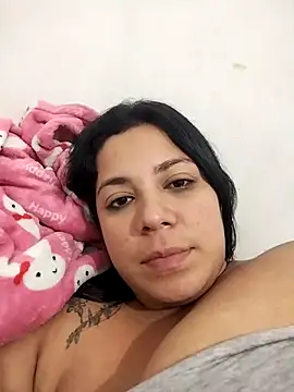 Snapshot of Georgina_Bigboobs chatting on 09-26-25, 04:05 Georgina Bigboobs online show from 09-26-25, 04:05