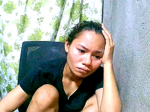 Snapshot of Sweeetgurll chatting on 09-20-25, 12:39 Sweeetgurll online show from 09-20-25, 12:39