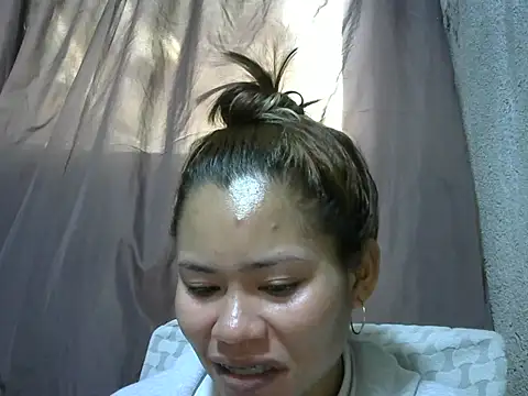Snapshot of Sweeetgurll chatting on 02-18-26, 01:34 Sweeetgurll online show from 02-18-26, 01:34