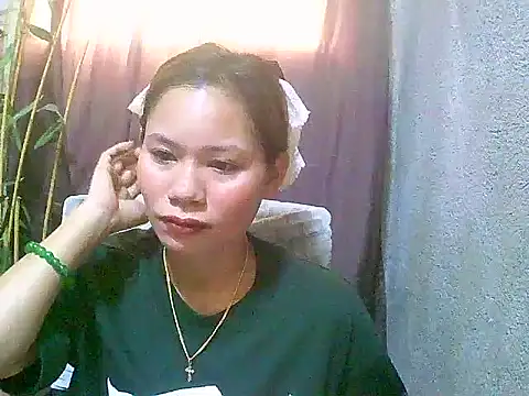 Snapshot of Sweeetgurll chatting on 05-10-26, 03:55 Sweeetgurll online show from 05-10-26, 03:55