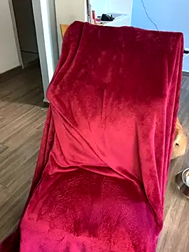 Snapshot of Canneela chatting on 09-16-25, 01:12 Canneela online show from 09-16-25, 01:12