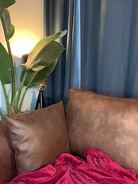 Snapshot of Canneela chatting on 10-02-25, 03:19 Canneela online show from 10-02-25, 03:19