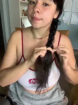 Snapshot of Canneela chatting on 10-14-25, 01:12 Canneela online show from 10-14-25, 01:12