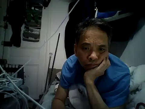 Snapshot of masculado69 chatting on 11-22-25, 10:42 masculado69 online show from 11-22-25, 10:42