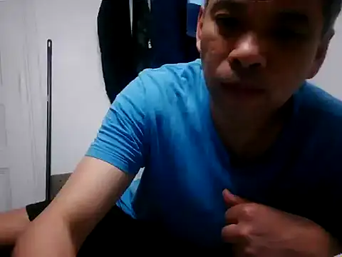 Snapshot of masculado69 chatting on 11-27-25, 10:34 masculado69 online show from 11-27-25, 10:34