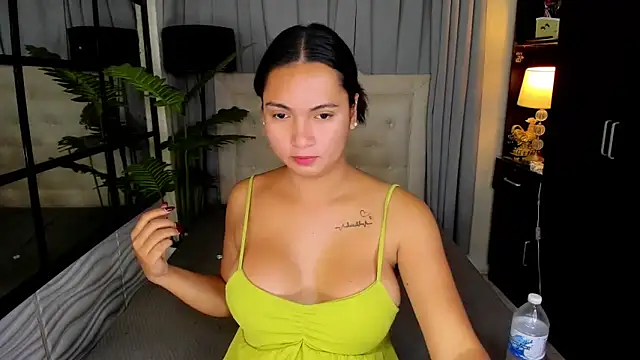 Patricia Anderson online show from 04-21-26, 02:51