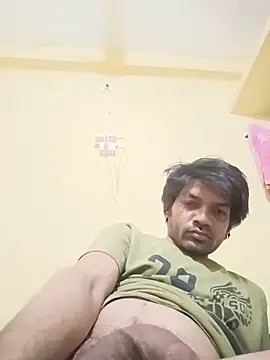 Snapshot of Sonukumar202000 chatting on 05-27-26, 01:57 Sonukumar202000 online show from 05-27-26, 01:57
