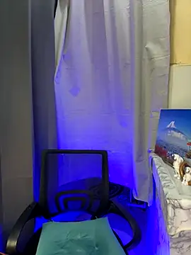 Snapshot of Prince-Harrison chatting on 10-23-25, 06:50 Prince-Harrison online show from 10-23-25, 06:50