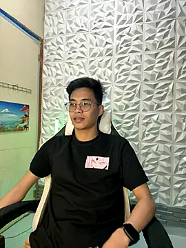 Snapshot of Prince-Harrison chatting on 11-20-25, 07:02 Prince-Harrison online show from 11-20-25, 07:02