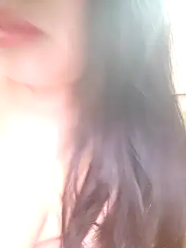 Snapshot of Julyy08 chatting on 12-15-25, 02:27 Julyy08 online show from 12-15-25, 02:27