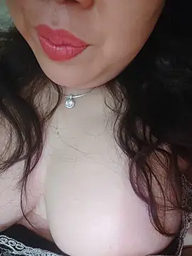 Julyy08 online show from 05-22-26, 02:01