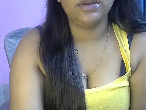 Snapshot of Queenxxx98 chatting on 02-05-26, 07:07 Queenxxx98 online show from 02-05-26, 07:07