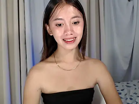 lovely kiannaHugecock online show from 09-12-25, 08:14