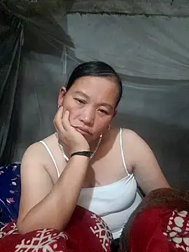 Seg min online show from 10-04-25, 03:10