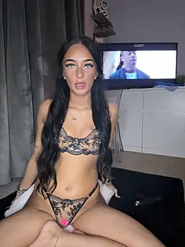 Snapshot of Spicy-Rosie20 chatting on 02-12-26, 08:15 Spicy-Rosie20 online show from 02-12-26, 08:15