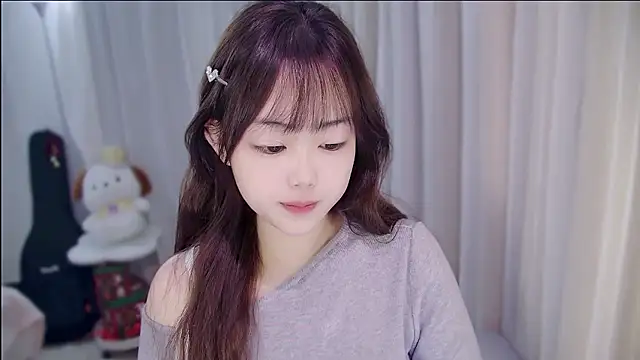 YUANYUAN-A online show from 01-11-26, 11:37