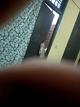 shadab1267 online show from 12-17-25, 02:34