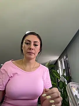 Snapshot of Isabellaa_Palacios chatting on 05-04-26, 03:19 Isabellaa Palacios online show from 05-04-26, 03:19