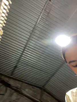 Snapshot of han-cute chatting on 10-13-25, 01:22 han-cute online show from 10-13-25, 01:22