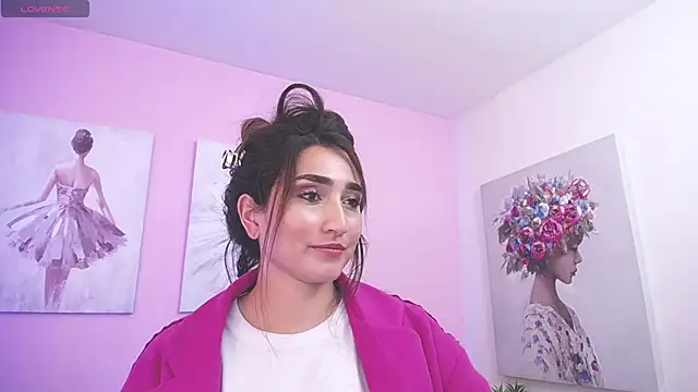 Snapshot of linda_morgan1 chatting on 10-04-25, 12:14 linda morgan1 online show from 10-04-25, 12:14