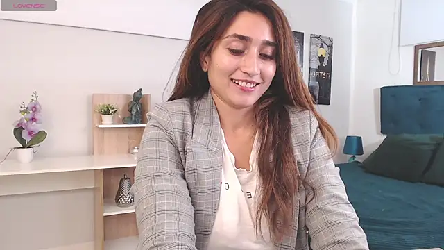 Snapshot of linda_morgan1 chatting on 10-30-25, 12:17 linda morgan1 online show from 10-30-25, 12:17