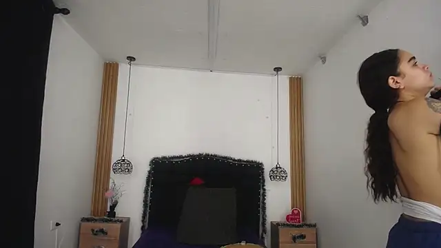 KENDALL ART online show from 12-18-25, 05:19