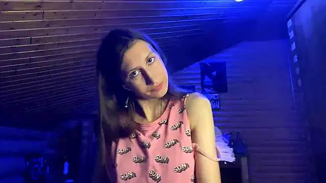 Snapshot of Shyselly chatting on 09-14-25, 05:12 Shyselly online show from 09-14-25, 05:12