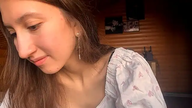 Snapshot of Shyselly chatting on 09-20-25, 03:13 Shyselly online show from 09-20-25, 03:13