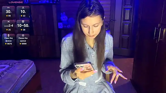 Shyselly online show from 10-20-25, 05:24