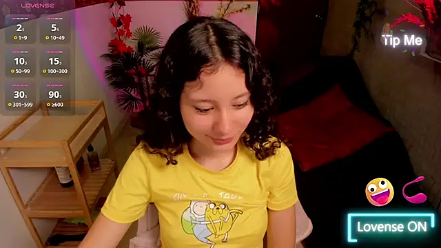 Snapshot of Krysten_Riter chatting on 07-22-26, 02:42 Krysten Riter online show from 07-22-26, 02:42